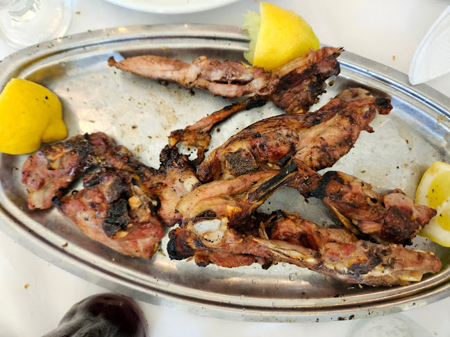 ΜΑΓΓΙΝΑΣ ΤΑΒΕΡΝΑ Μελίσσια - Γαστρονομία και φιλοξενία