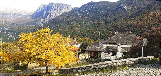 Το Χάνι - Γαστρονομία και φιλοξενία