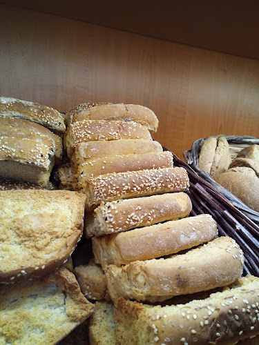 Opinii despre Αρτος τυροπιτα καφε ιωαννιδης în Διακοπτό - Γαστρονομία και φιλοξενία