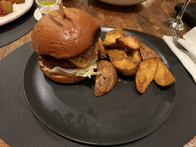 Opinii despre Best Friends în Κηφισιά - Γαστρονομία και φιλοξενία