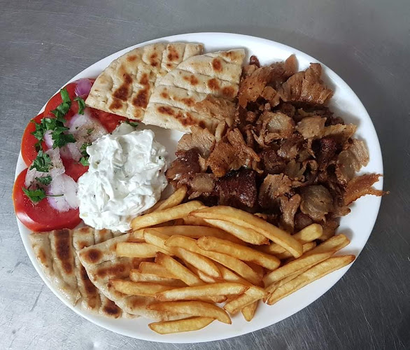 Opinii despre Sunlight Studios Restaurant & Bar! în Θεολόγος - Γαστρονομία και φιλοξενία