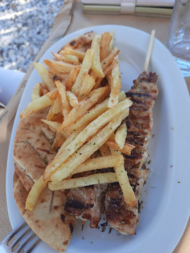 Ταβέρνα "Παραλία" - Γαστρονομία και φιλοξενία