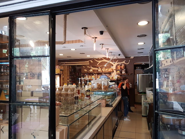 Σεραφειμ Γεύσεις - Γαστρονομία και φιλοξενία