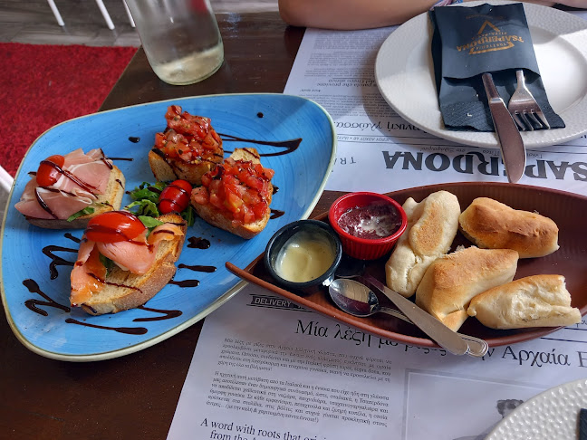 Ιερού Λόχου 48, Ιαλυσός 851 01