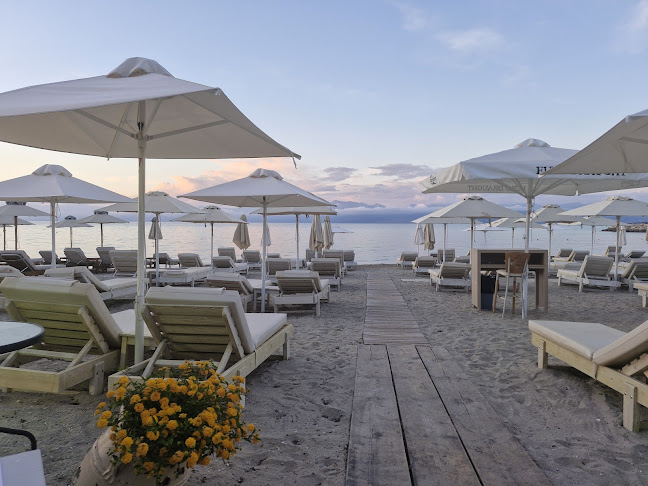 Roxannes - Γαστρονομία και φιλοξενία