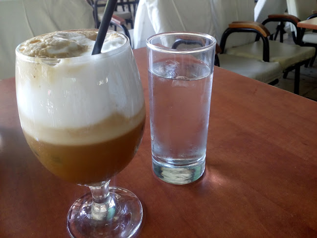 Τσακάλωφ 2, Αθήνα 106 73