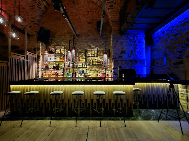 Comentarii opinii despre Cocteau Bar