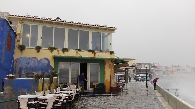 Ντεμεκ - Γαστρονομία και φιλοξενία