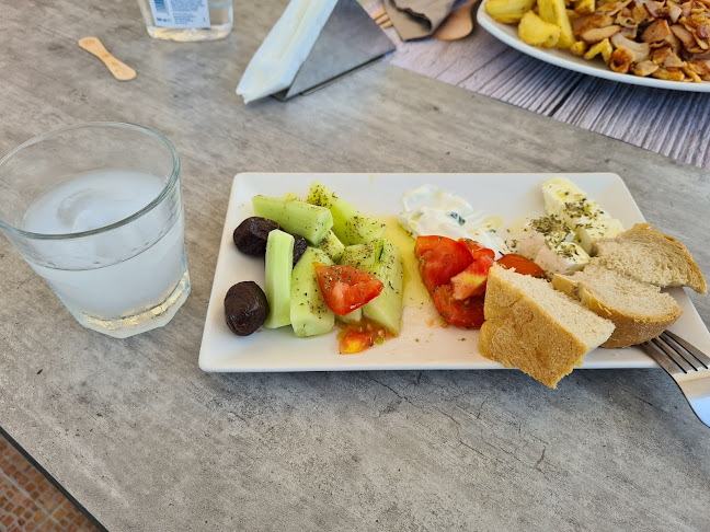 Johnny's pool cafe& Restaurant - Γαστρονομία και φιλοξενία