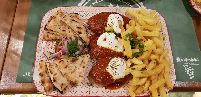 Μπακαλόγατος - Γαστρονομία και φιλοξενία