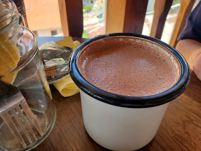 Opinii despre Metsovorama Cafe Bar în Μέτσοβο - Γαστρονομία και φιλοξενία