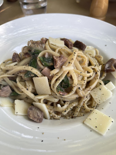 Opinii despre Στην Πόλη în Παλιο Μικρο Χωριο - Γαστρονομία και φιλοξενία