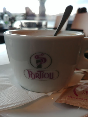 Voudouri &, Κριεζώτου 1, Χαλκίδα 341 00