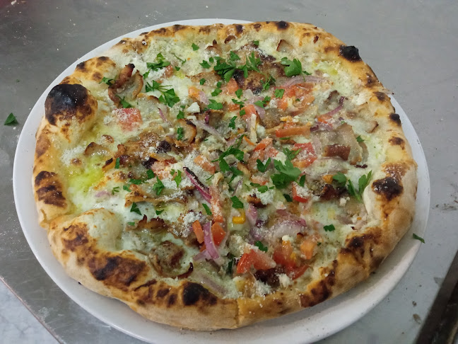 Pizza Napoli Santorini - Καμάρι