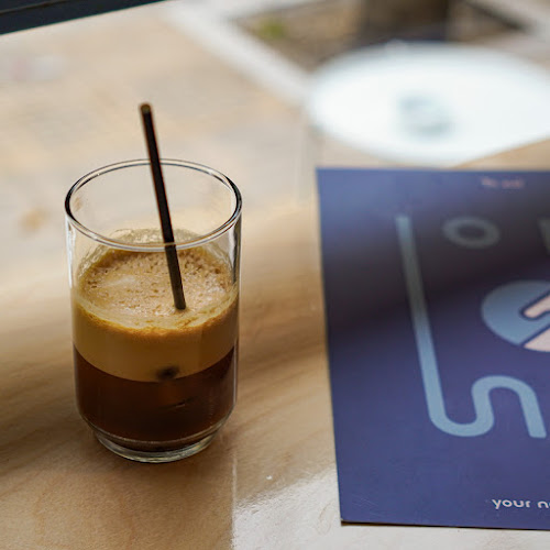 Δημοφώντος 10, Αθήνα 118 51