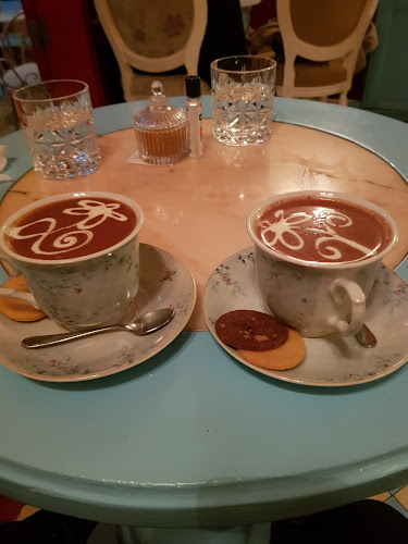 Ομήρου 44, Αθήνα 106 72