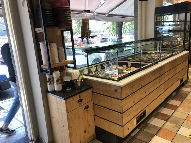 Ρουμελιώτης Αρτοποιείον Ζαχαροπλαστείον