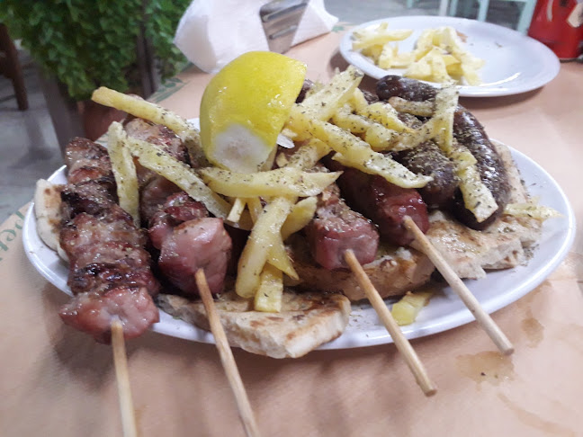 Opinii despre Ψησταριά ο ΝΤΑΒΑΡΗΣ în Αμαλιάδα - Γαστρονομία και φιλοξενία