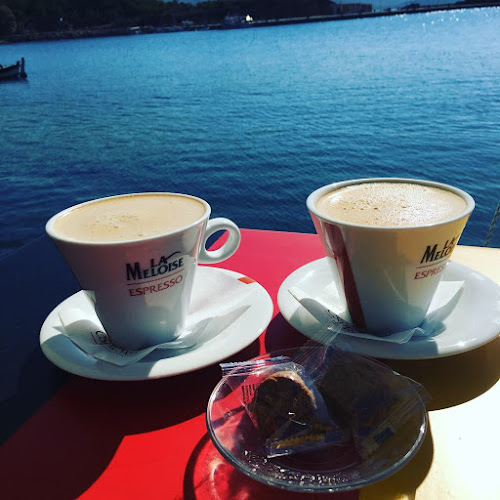 Hook - Γαστρονομία και φιλοξενία