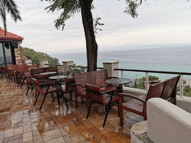 Opinii despre Fortuna all day bar în Άφυτος - Γαστρονομία και φιλοξενία