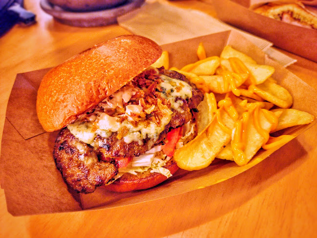 STREET HOUSE - Θεσσαλονίκη