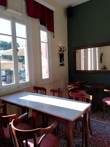 Aperito Wine Bar Restaurant & Special Cocktails - Γαστρονομία και φιλοξενία