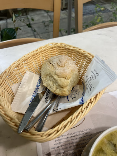 Comentarii opinii despre TSAROUCHAS Restaurant