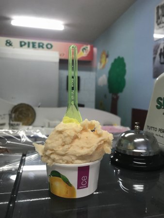 Comentarii opinii despre Piero's Gelateria Italiana