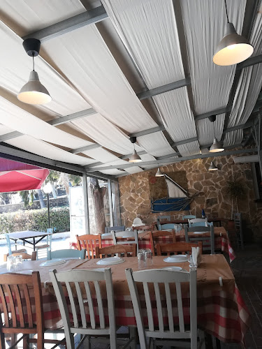 Τα 2 Γουρουνάκια - Γαστρονομία και φιλοξενία