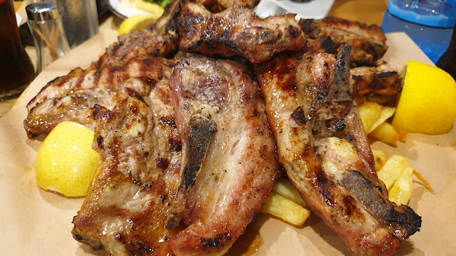 Το Δίχαλο Χανιά - Γαστρονομία και φιλοξενία