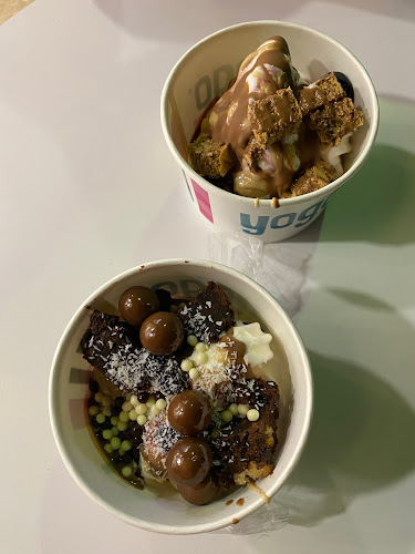 Opinii despre Yogo Frozen în Λουτράκι - Γαστρονομία και φιλοξενία