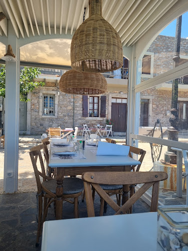 Πλάκα, Σχίσμα Ελούντας 720 53