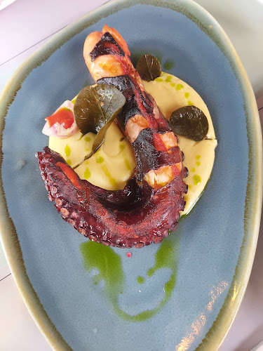 Opinii despre βούκα în Άφυτος - Γαστρονομία και φιλοξενία