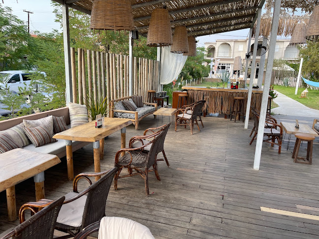 Barracuda beach bar - Τορώνη