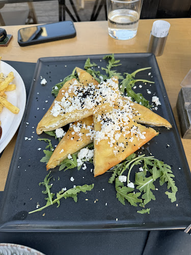 Opinii despre Luuma în Άρτεμις - Γαστρονομία και φιλοξενία