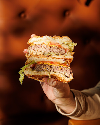 Comentarii opinii despre The Burger Joint