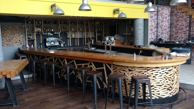 Σίνεμα, Cafe Bar