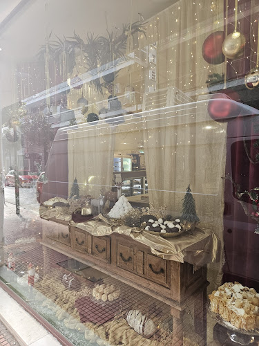 ΖΑΧΑΡΟΠΛΑΣΤΕΙΑ ΚΩΝΣΤΑΝΤΙΝΙΔΗΣ - Λάρισα