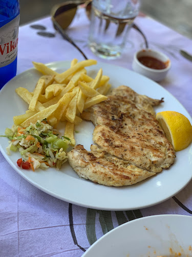 Opinii despre Yamas Taverna Restaurant Kalambaka Meteora în Καλαμπάκα - Γαστρονομία και φιλοξενία