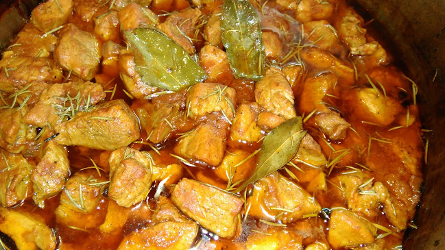 Comentarii opinii despre Ταβέρνα "Οινοφροντιστήριον ΕΞΑΡΧΟΣ ΤΣΑΡΔΑΚΑΣ" Ελληνική κουζίνα, Ψητά στη σούβλα.