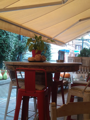 Valeria's - Ψαχνά