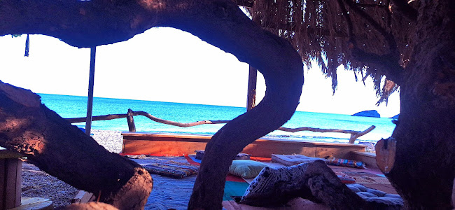 Canteen Fara Beach - Καντίνα Παραλία Φαρά - Γαστρονομία και φιλοξενία