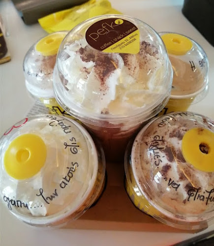 Opinii despre Pefko Cafe | Coffee-Snack-Sweet în Αθήνα - Γαστρονομία και φιλοξενία