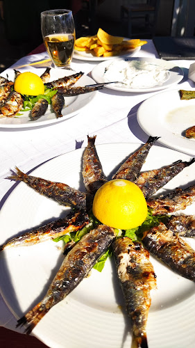 Ψαροταβέρνα «Αύρα» - Παράλιο Άστρος