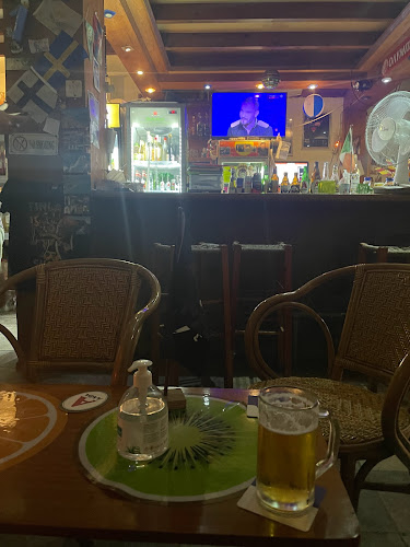 KISS SPORT BAR - Αγ. Μαρίνα