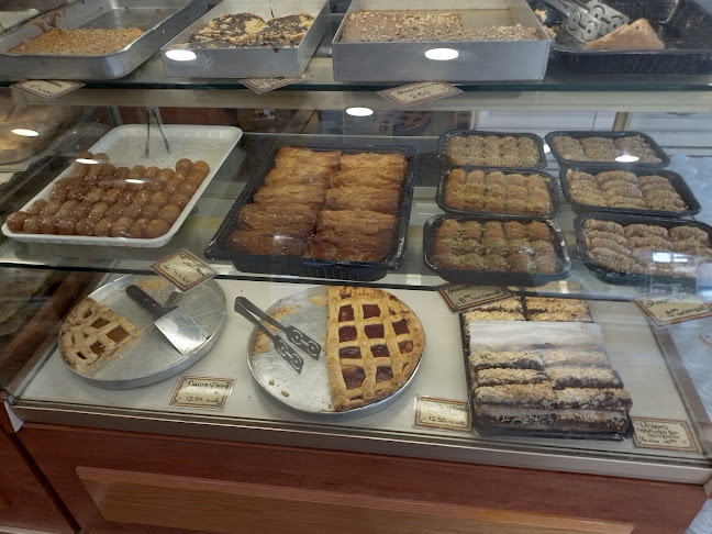 Opinii despre Αρτοποιειο ο Ταξιαρχης în Μελίσσια - Γαστρονομία και φιλοξενία