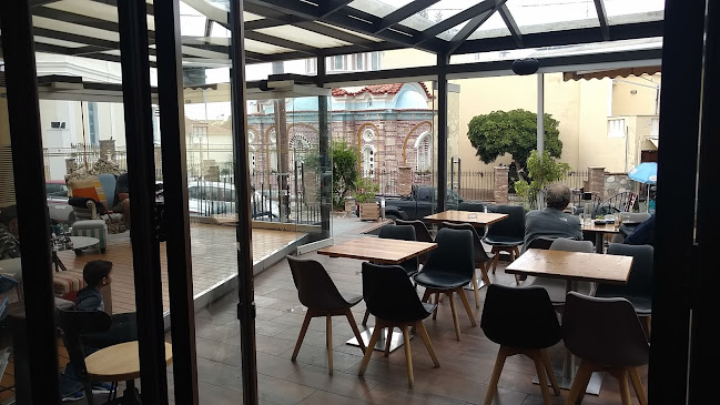 Σίνεμα, Cafe Bar - Γαστρονομία και φιλοξενία