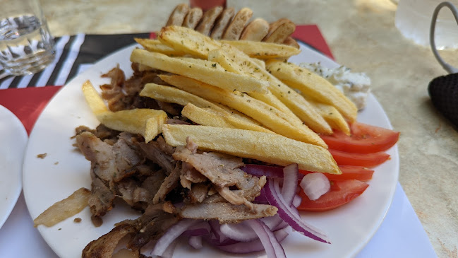 Το Μικράκι - Γαστρονομία και φιλοξενία