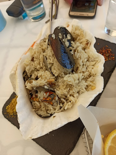 Κύπρου 11, Νέα Μουδανιά 632 00