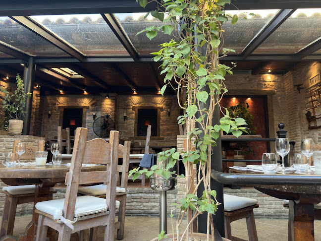 Malvazia - Γαστρονομία και φιλοξενία